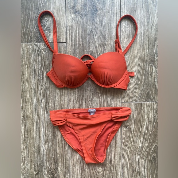 Aries’s bikini set - Picture 7 of 7